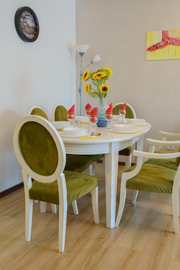 5* Mansion In City Center Cluj Napoca Bagian luar foto